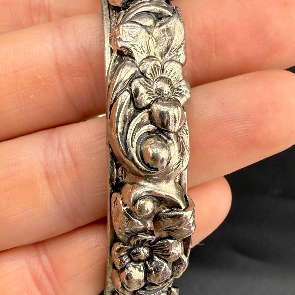 Vintage Flower Bangle Bracelet Repousse Silver Tone 8"
